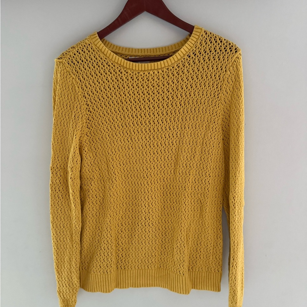 Van Heusen Women's Mustard Crew Neck Sweater